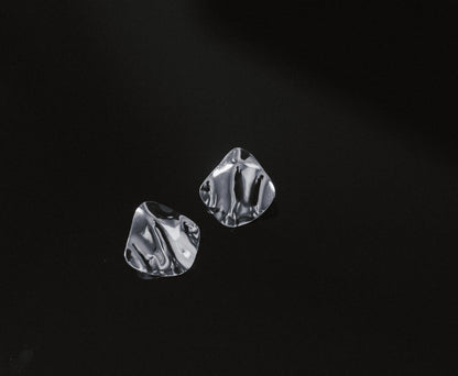 Uply Earring