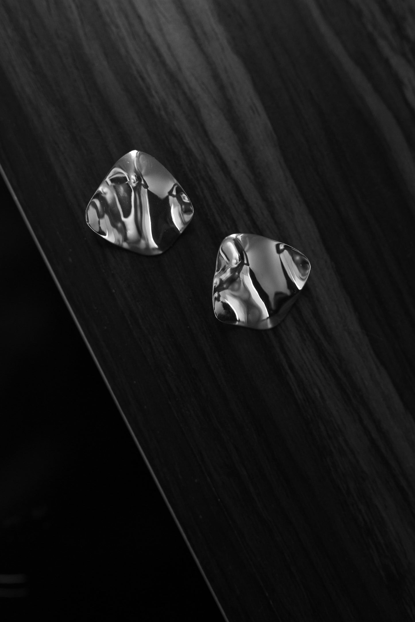 Uply Earring